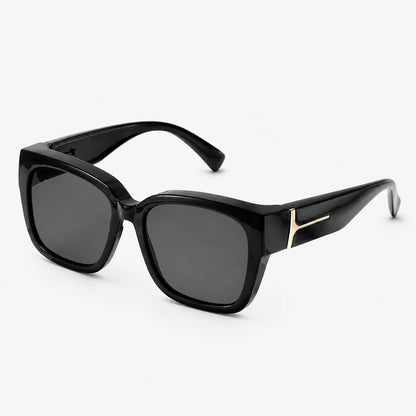 Lunettes solaires sur-lunettes